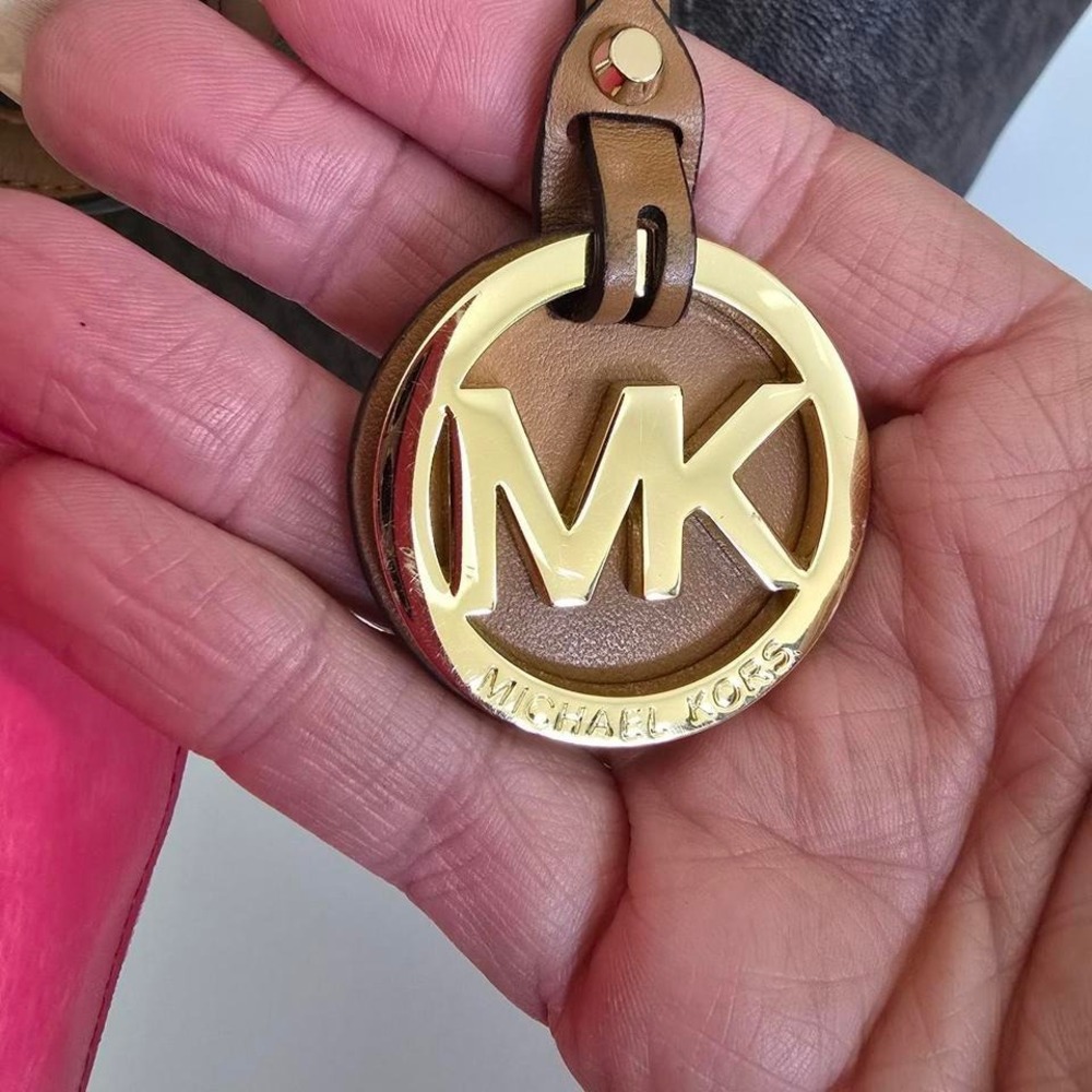 Michael Kors Shoulder Bag - Picture 2 of 6